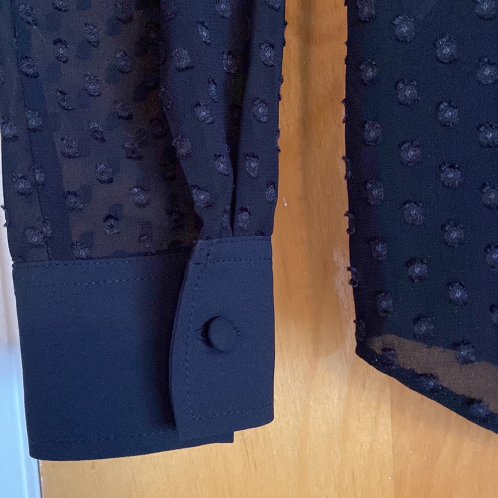 Ann Taylor - Picture 3 of 6